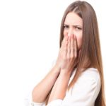 中高年の口臭は、足のニオイ!?