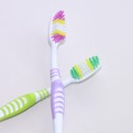 歯ブラシは細菌まみれ!?正しい歯ブラシの保管法