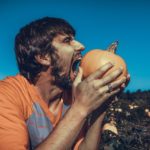 「硬いものは歯にいい」は間違い！？硬いものを食べるより、咀嚼回数を増やそう！