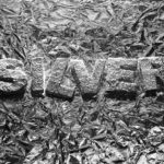 アルミ箔やスプーンを噛むと、キーン、ゾクゾクっとするのはなぜ？